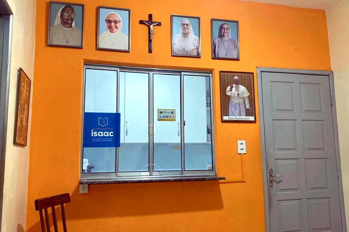Retratos das fundadoras da Congregação Santa Teresinha no CMAV